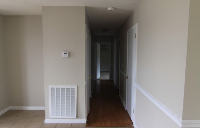 3 Bedroom 2 Bath Home For Rent On Cunningham Lane!