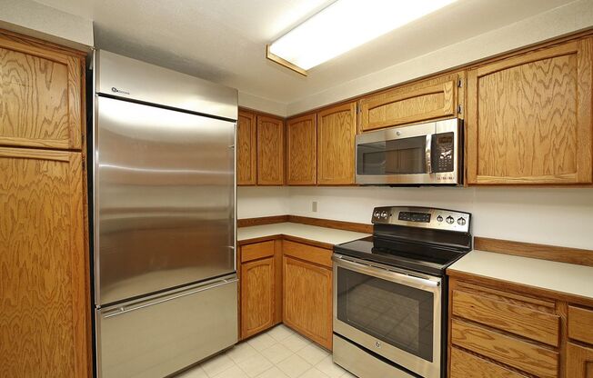 2 beds, 2 baths, $2,995, Unit # 401