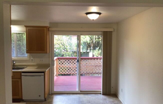 2 beds, 1 bath, $1,800