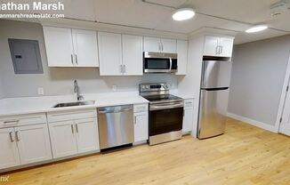89 Woodrow Ave Apt 8