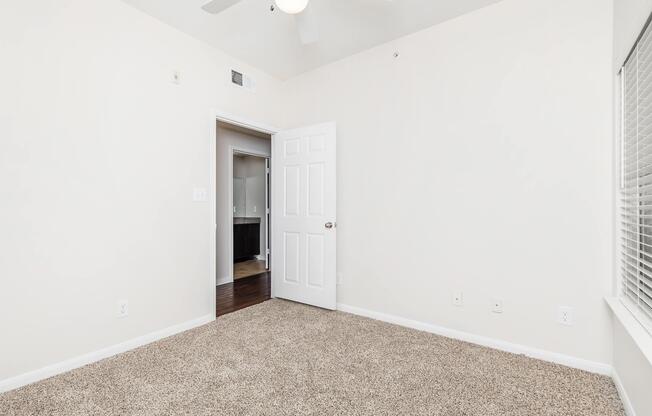3 beds, 2 baths, 1,170 sqft, $1,957