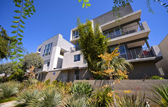 Mar Vista Lofts  - Exterior