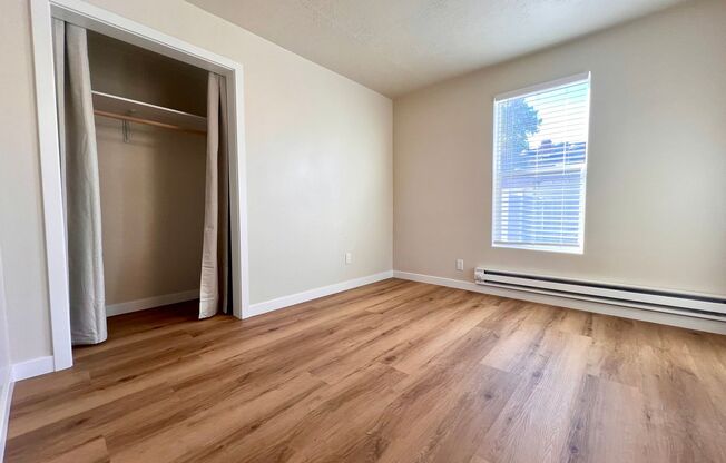 2 beds, 1 bath, $1,590