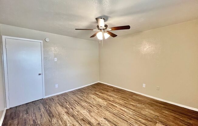 1 bed, 1 bath, 600 sqft, $1,150, Unit 1-221