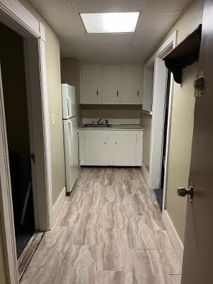 1 bed, 1 bath, 650 sqft, $1,650, Unit #8-RR431