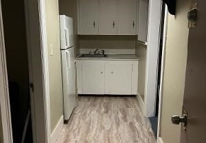 1 bed, 1 bath, 650 sqft, $1,650, Unit #8-RR431