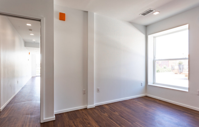 2 beds, 2 baths, 834 sqft, $2,312, Unit 403
