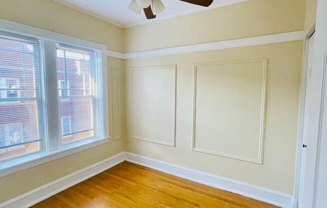 2 beds, 1 bath, $1,590, Unit 1331-3N