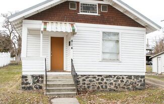 Cute House near EWU