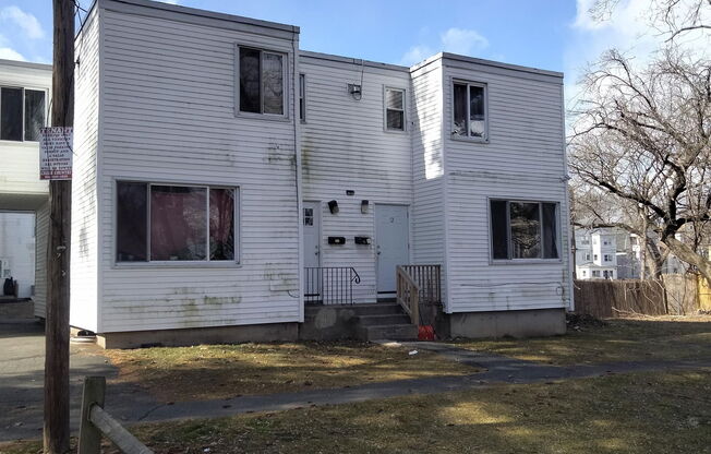 226 Martin St