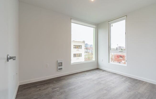 2 beds, 1 bath, 685 sqft, $2,499, Unit 413