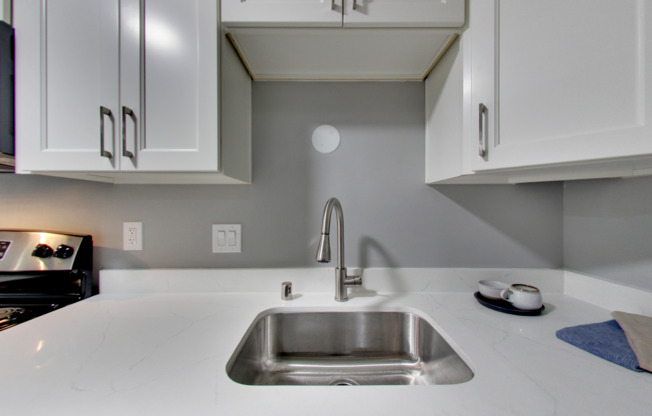 2 beds, 1 bath, 925 sqft, $2,550, Unit 311