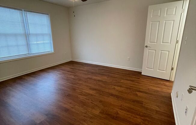 1 bed, 1 bath, $1,250