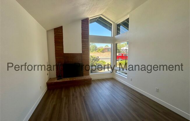Stunning 3 Bed/2 Bath Split Wing Home w/ RBP & Security Deposit Alternative Option