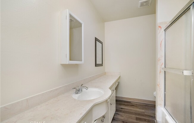 1451 W 105 ST