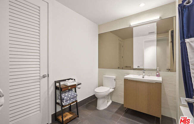 2 beds, 2 baths, 1,290 sqft, $4,900, Unit 2608