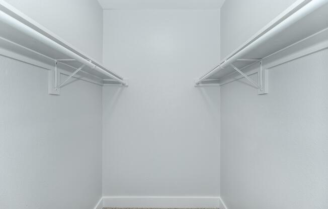 SPACIOUS WALK-IN CLOSET