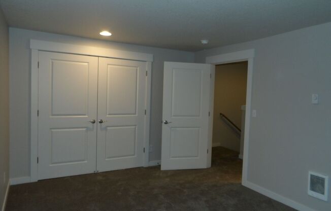 2 beds, 2.5 baths, 1,497 sqft, $2,395, Unit B3
