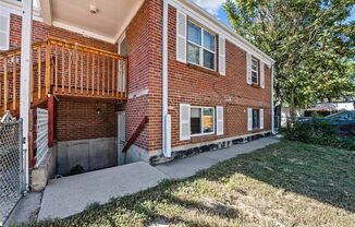 2 Bedroom Duplex in Denver