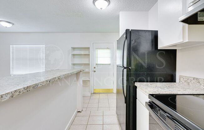 2 beds, 1 bath, $1,350, Unit # 2