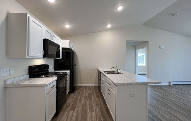 3 beds, 2 baths, 1,186 sqft, $1,585, Unit AL 2013-50