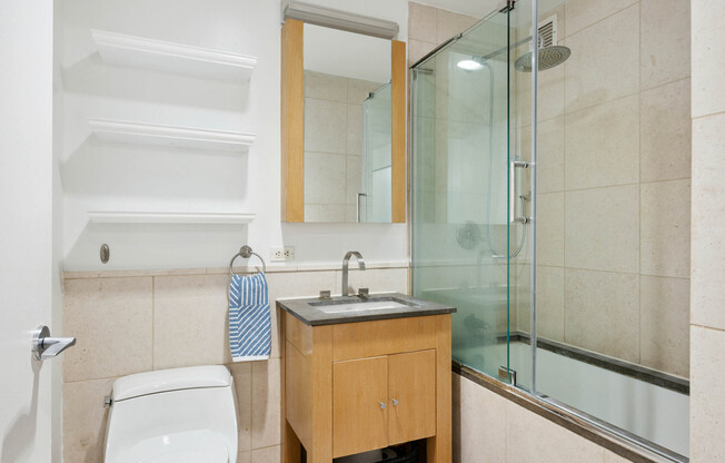 1 bed, 1 bath, 690 sqft, $4,400, Unit 6F