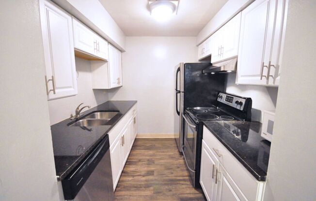 2 beds, 1 bath, $1,255, Unit 191 D