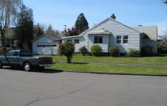 2 beds, 1 bath, $2,400