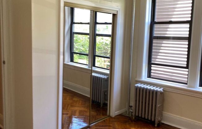 864 - Victoria Grande, LLC