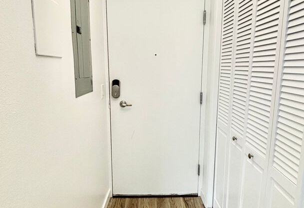 2 beds, 2 baths, 900 sqft, $1,625, Unit 312