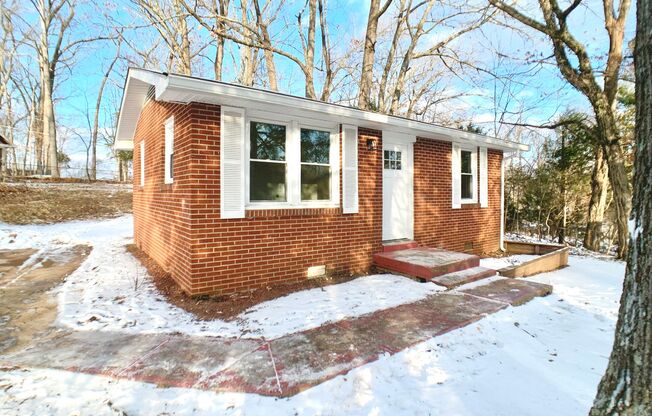 845 Britton Springs Rd