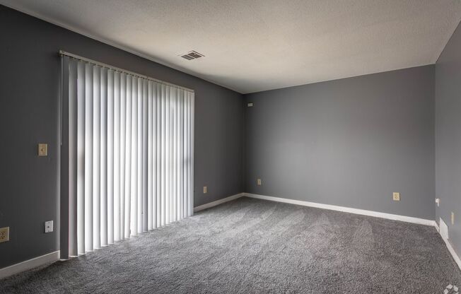 3 beds, 1.5 baths, 970 sqft, $1,299, Unit 385