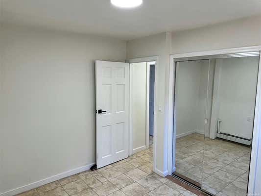 3 beds, 1 bath, $2,800, Unit 1