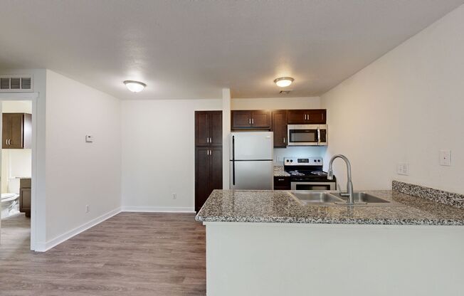 1 bed, 1 bath, 550 sqft, $819, Unit 0206