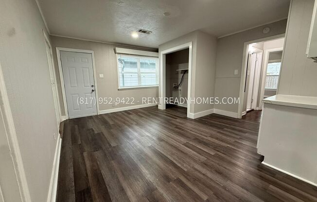 1303 Des Jardines St