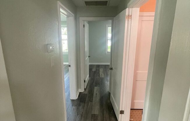 Spacious 2 bedroom, 1 bathroom home Available now!