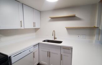 1 bed, 1 bath, 600 sqft, $1,225, Unit 01