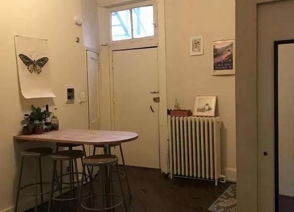 1 bed, 1 bath, 600 sqft, $1,425