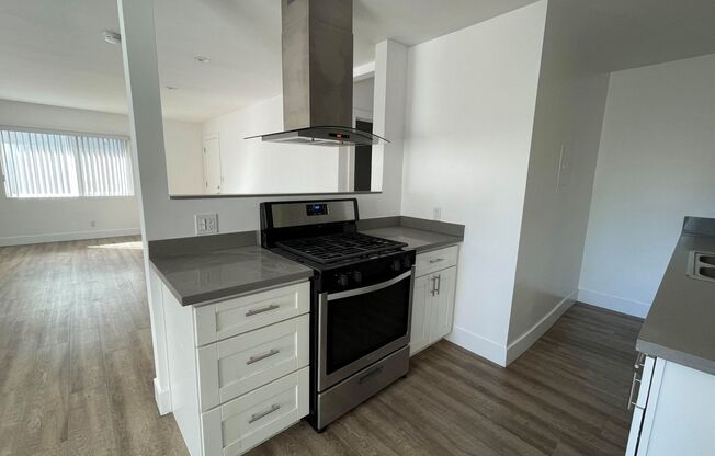 1 bed, 1 bath, 700 sqft, $2,250, Unit #5