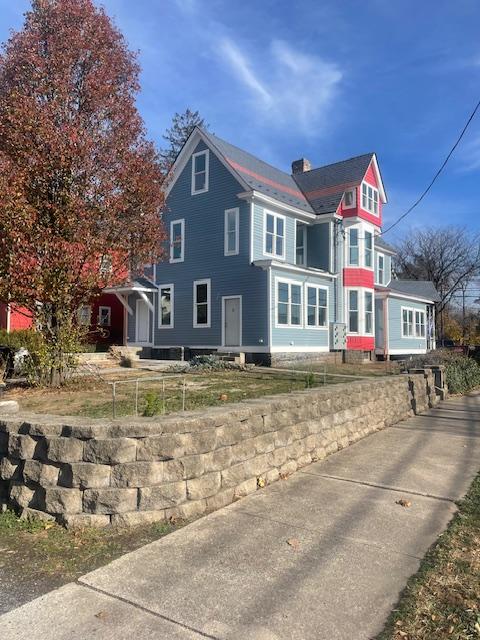 202 CARLISLE ST