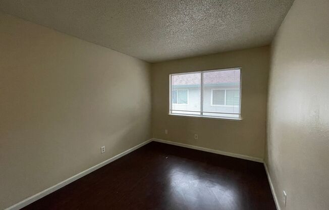 2 beds, 1 bath, $1,500