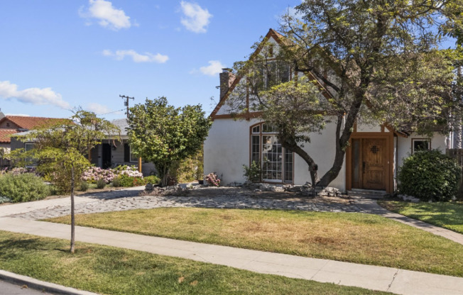 1958 JEFFERSON DR