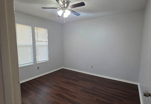 2808 CHARTER OAKS DR