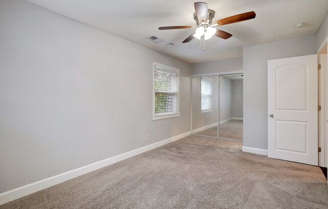 2 beds, 1.5 baths, 825 sqft, $1,150, Unit 3902 #05