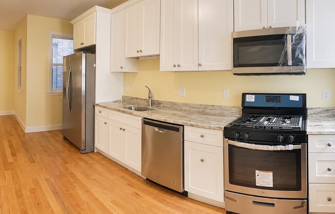 4 beds, 2 baths, 1,150 sqft, $3,200, Unit 2