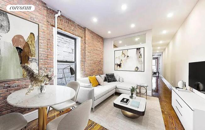 266 W 25 ST
