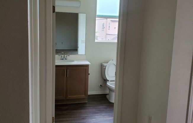 2 beds, 2 baths, 1,086 sqft, $2,200, Unit 64204
