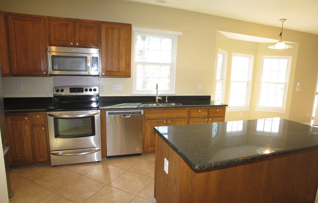 Charming, 2 Story Home Located in the Providence Commons Community!
