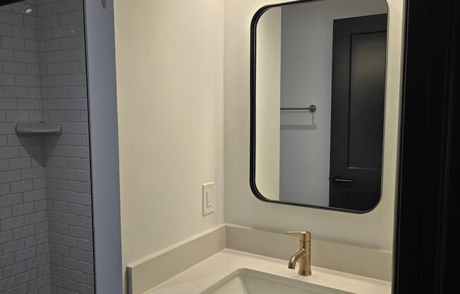 1 bed, 1 bath, 525 sqft, $1,675, Unit 604