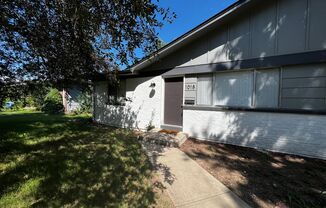 3 bed, 1 bath Duplex in West Fort Collins